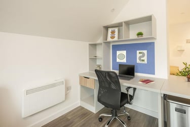 1 bed studio, Glenthorne Road, Exwick, Exeter, EX44GZ - Image 2